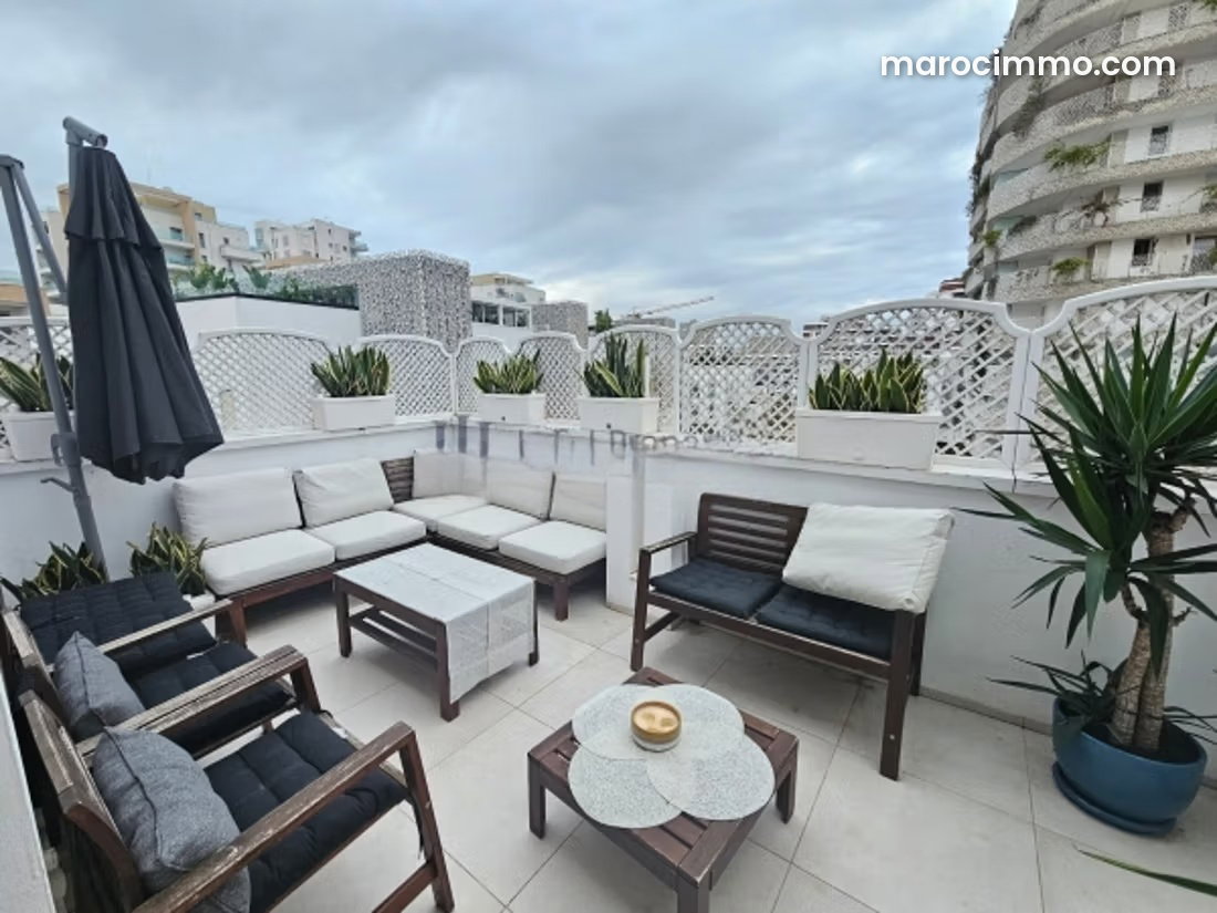 Appartement à louer à Casablanca Finance City, grand duplex récent — Casablanca