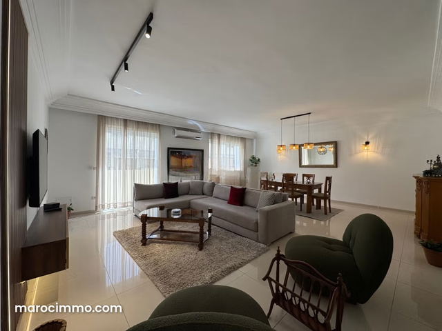 Palmier Superbe appartement meublé à la location — Casablanca