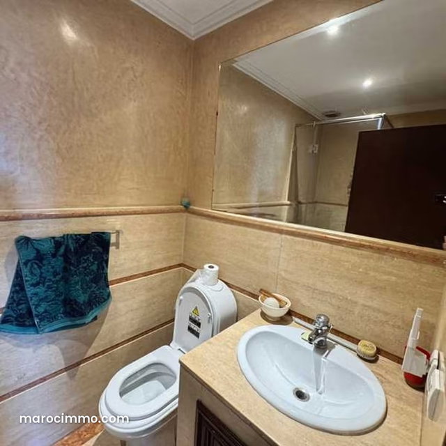 Appartement à Vendre de 215.0 m² à Casablanca, Maarif Extension — 5