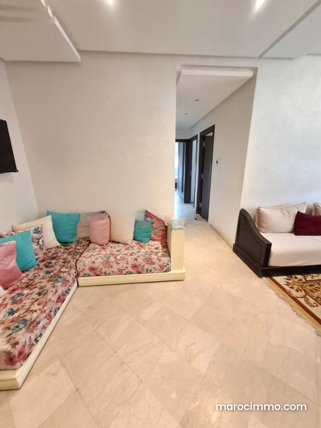 Bel appartement 2 chambres résidence piscine — 3