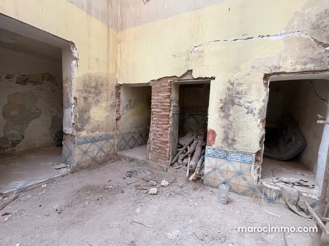 Riad for sale in Rahba Kedima. Total area 110 m². Mountain view — 4