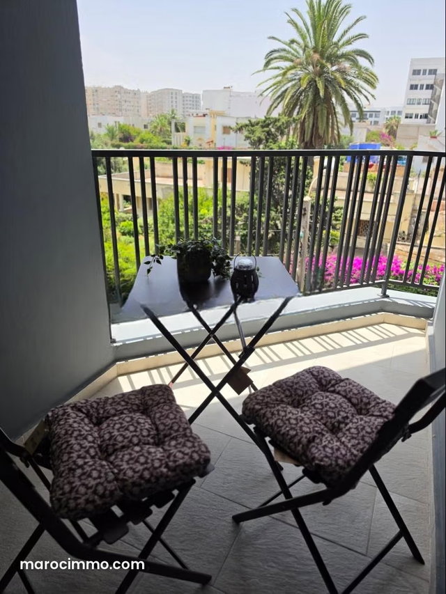 STUDIO à louer à Oasis. Surface de 44 m². Meublé — 4