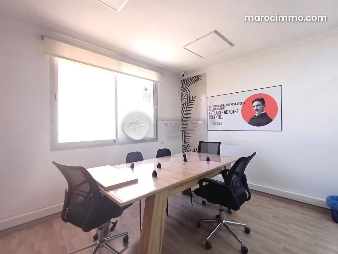 125 m² Office for Rent in Racine, Casablanca, with Garage — Casablanca