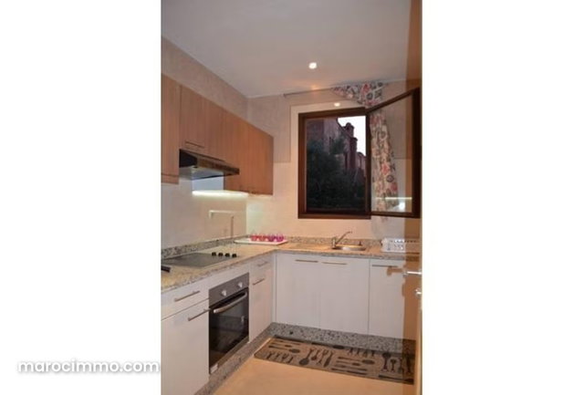 Appt Meublé Piscine Deux Chambres sur Golf — 4