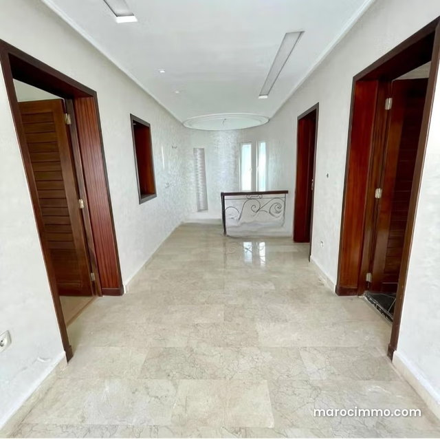 New Villa in a Secure Residence — 3