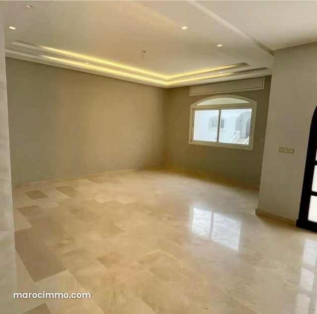 New Villa in a Secure Residence — 4