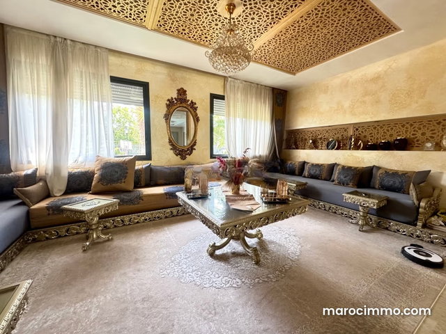 Superbe Villa à Vendre à Bouskoura Résidence Fermée — 3