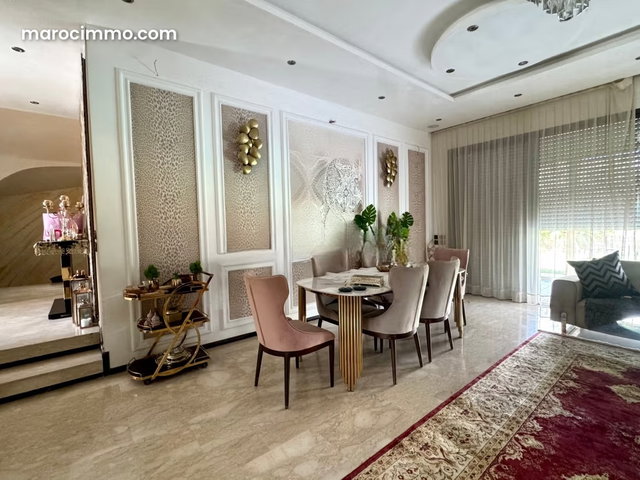 Superbe Villa à Vendre à Bouskoura Résidence Fermée — 2