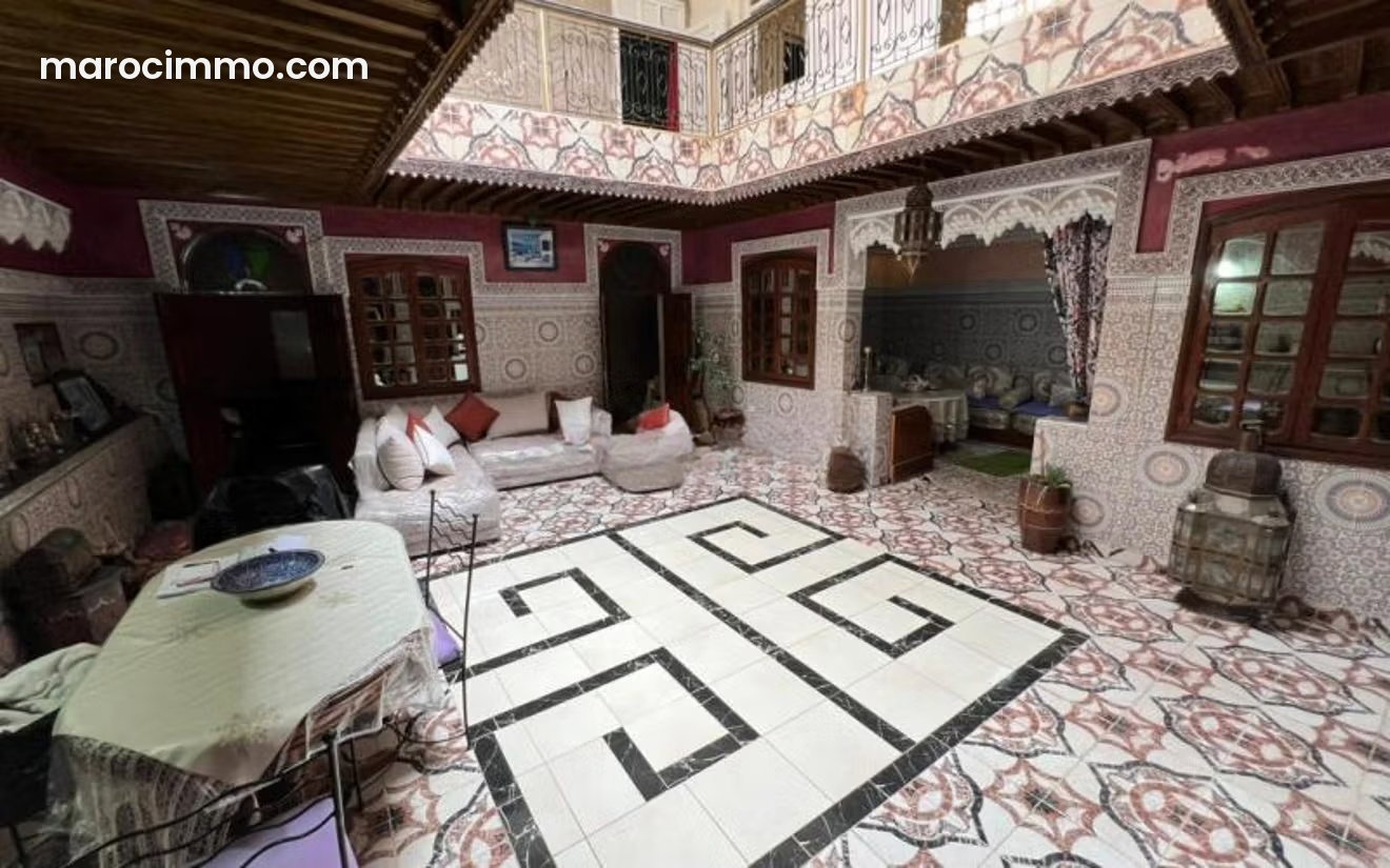 Riad traditionnel 7 chambres, cœur de la médina, Marrakech — Marrakech