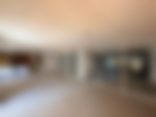 محل تجاري فسيح للكراء في تمديد المعاريف بالدار البيضاء — 3