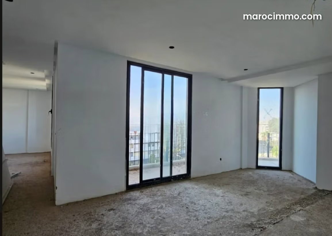 81 m² Office for Rent in Val Fleuri, Casablanca, Prime Location — Casablanca