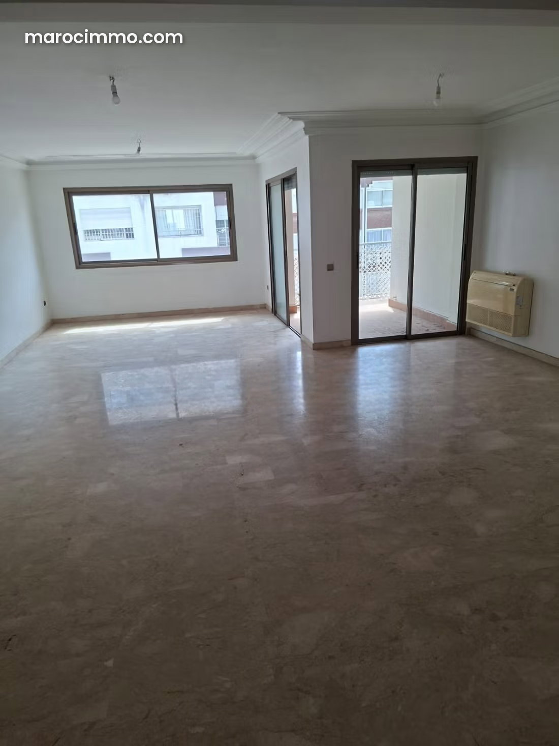 175 sqm Apartment, 3 Bedrooms with Terrace, Racine, Casablanca — Casablanca