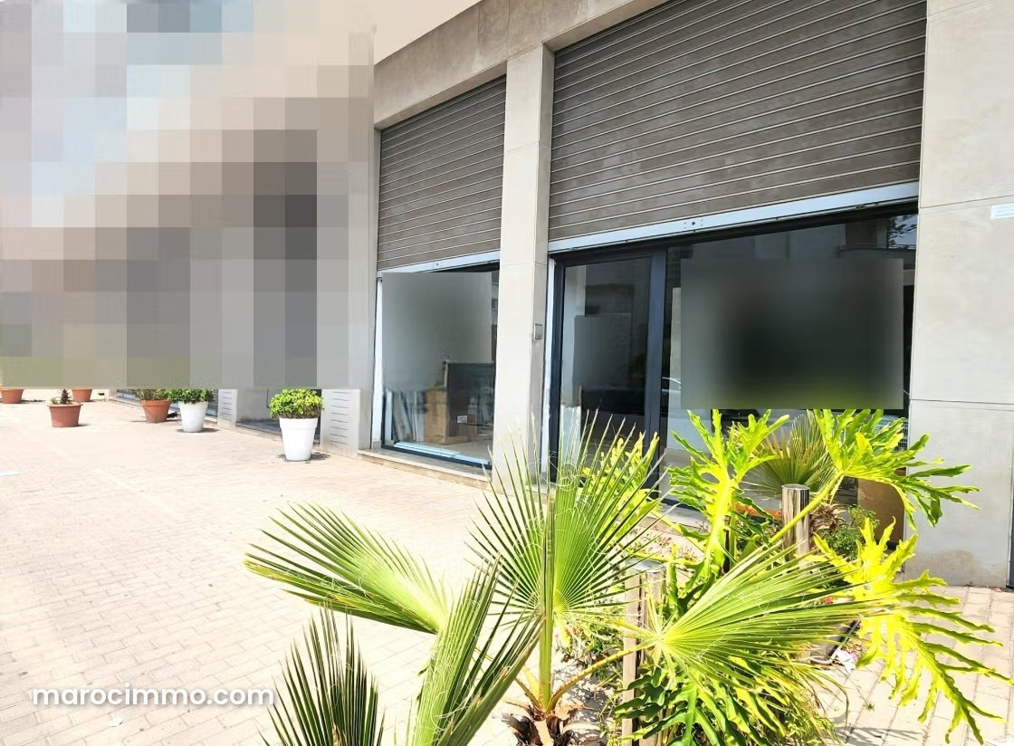 327 m² Commercial Premises, Attractive Frontage, Palmier District, Casablanca — Casablanca
