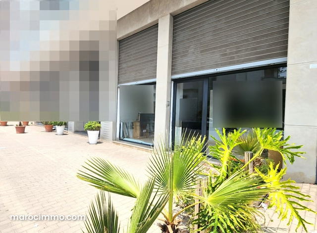 Local Commercial for All Types of Businesses 327m2 Palmier — Casablanca