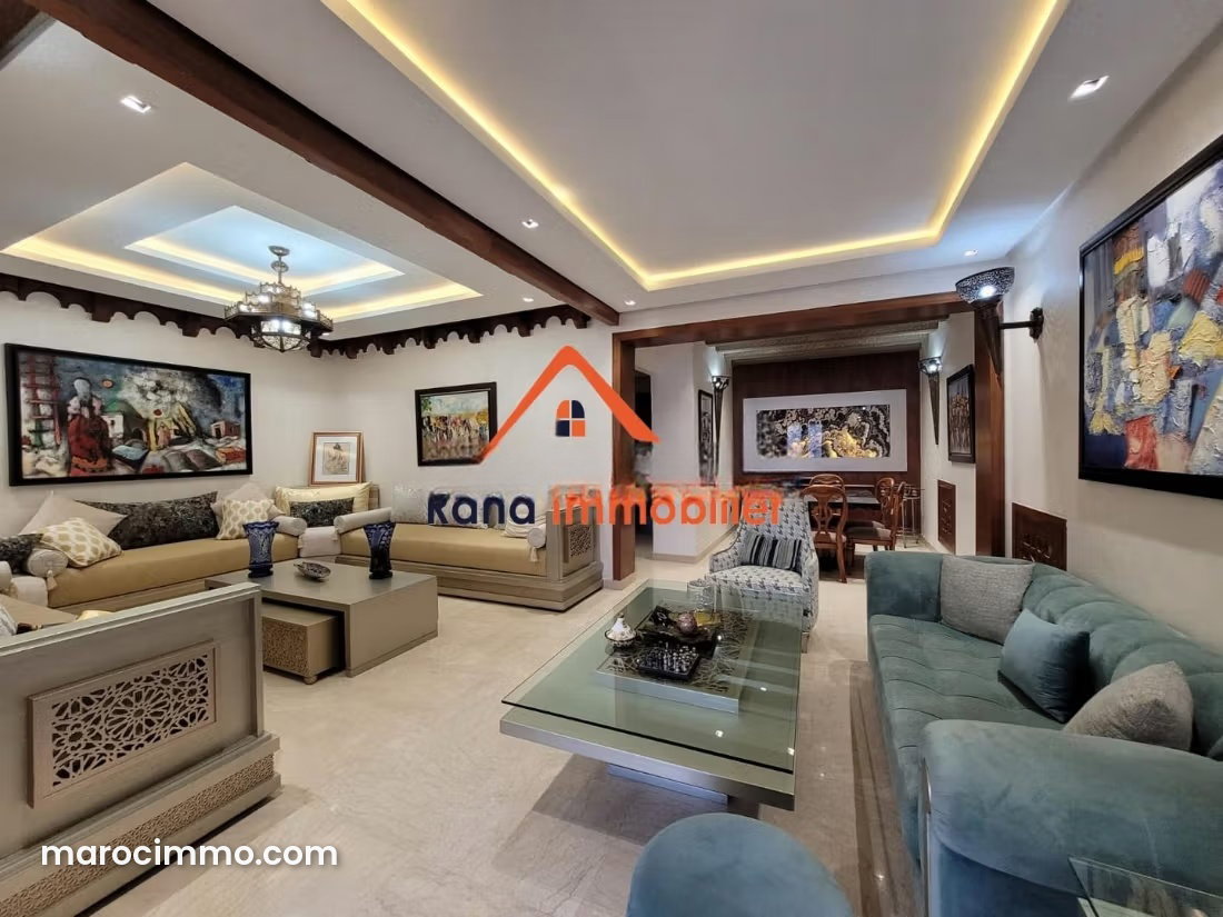 200 m² villa with garden for rent, Agdal, Rabat — Rabat