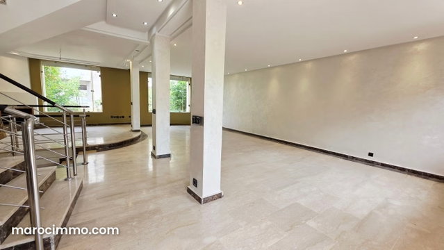 Villa à usage professionnel à la location — 5
