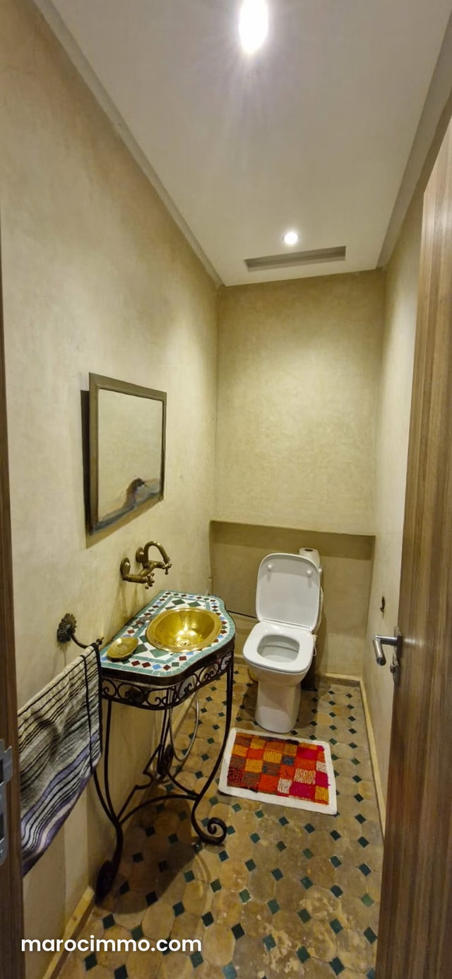 Appartement tres bien situe a l hivernage a louer — 2