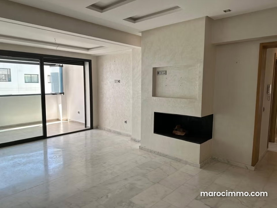 Bel appartement en location à Souissi. 3 chambres