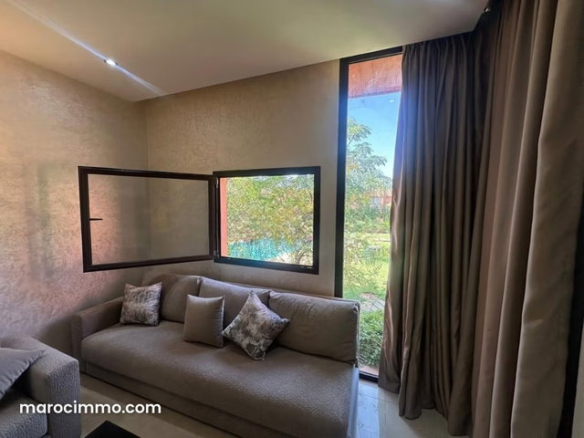 Superbe appartement à louer à Agdal. 2 chambres agréables. Piscine et air conditionné — 4