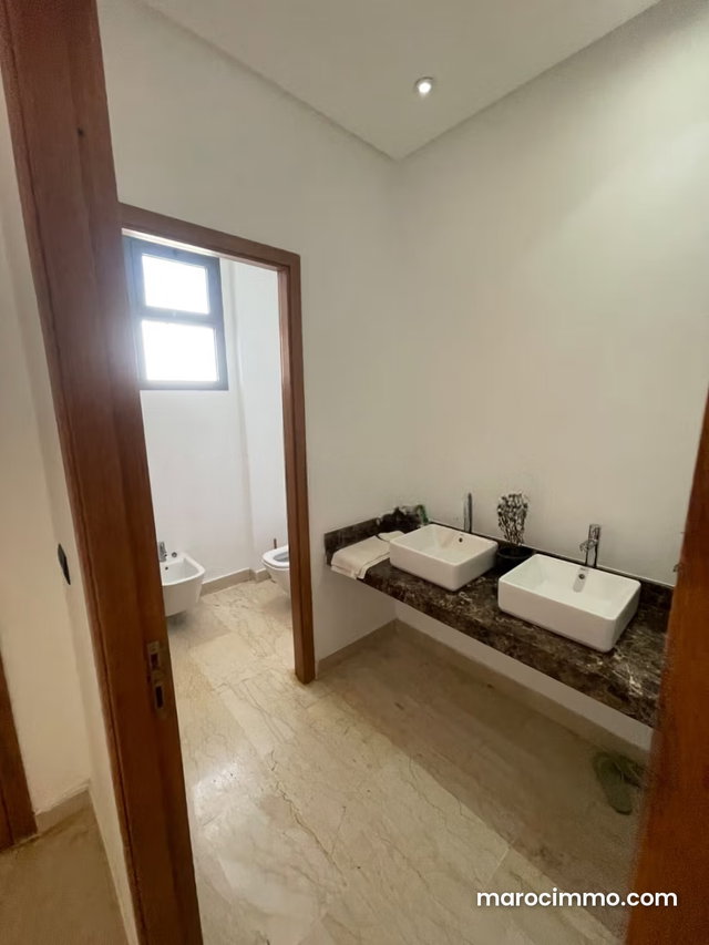Dar bouazza près de Léon l africain à vendre grande villa à petit prix — 3