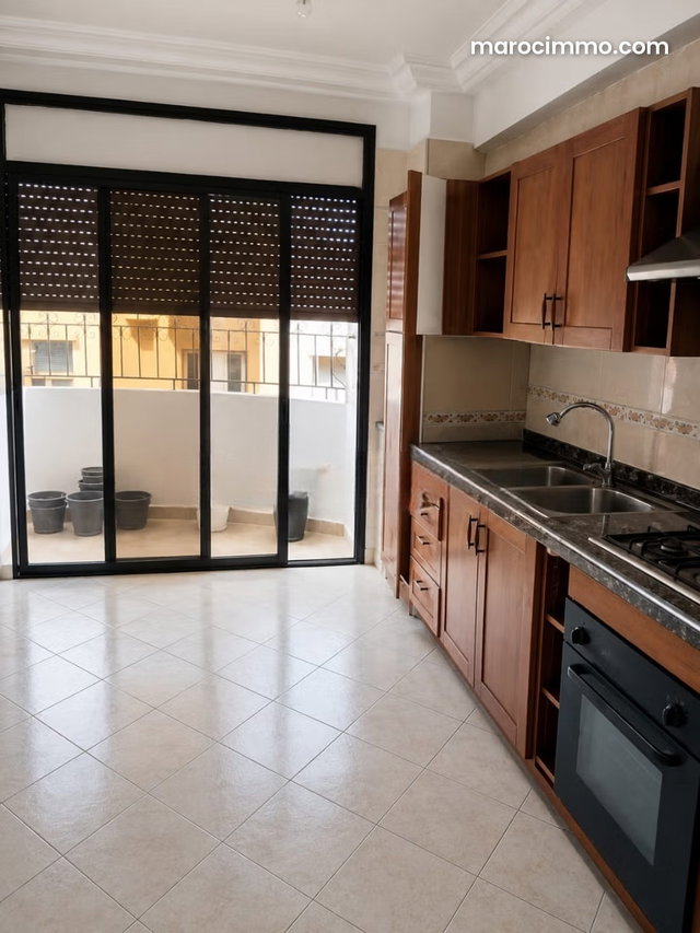 Appartement a Louer Vide a Maarif Extension — 2
