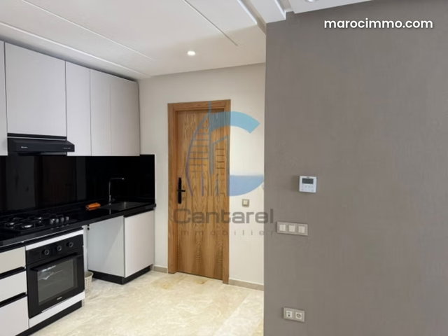 A louer superbe studio meublé à 5 mn du cfc — 2