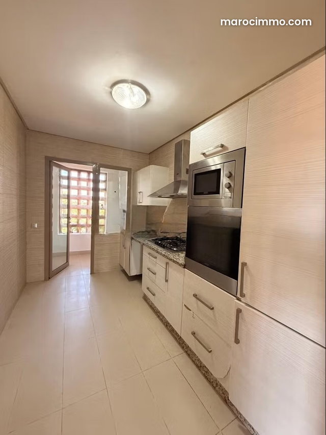 Appartement en vente à Agdal. 2 chambres agréables. Fenêtres avec double vitrage et porte blindée — 3