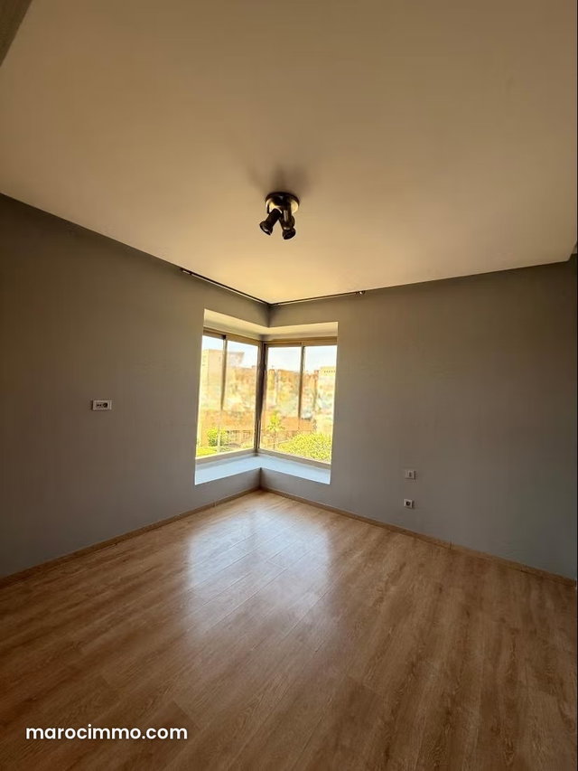 Appartement en vente à Agdal. 2 chambres agréables. Fenêtres avec double vitrage et porte blindée — 4