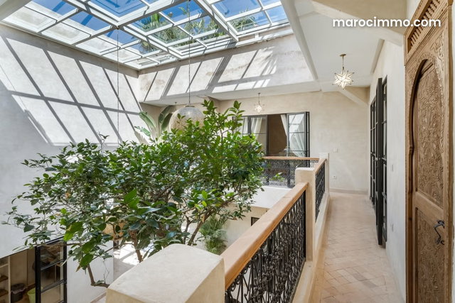 Magnificent 5-Bedroom Riad 7 Minutes from the Square — 3