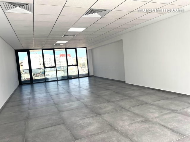 Bureau équipé de 74m2 au quartier des Hopitaux — 5