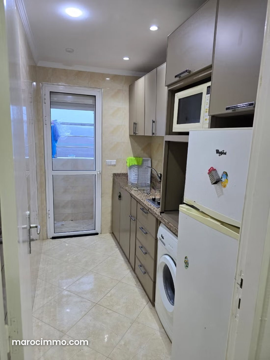 Appartement meublé avec terrasse et vue montagne à Mdiq — Mdiq
