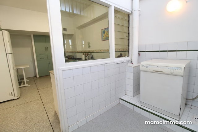Apartment with Large Terrace and Sea View — 3