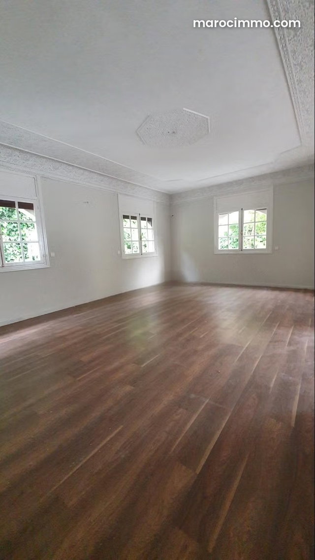 Magnificent villa for rent in Cil — 2
