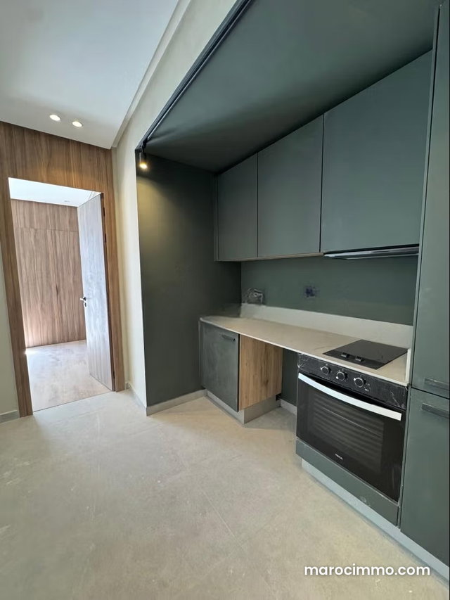 Appartement à l'achat à Casablanca Finance City. 1 Pièce. Porte blindée, sécurité — 2