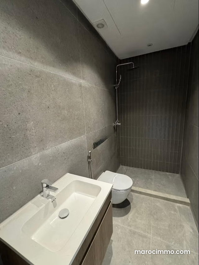 Appartement à l'achat à Casablanca Finance City. 1 Pièce. Porte blindée, sécurité — 5