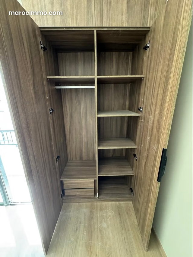 Appartement à l'achat à Casablanca Finance City. 1 Pièce. Porte blindée, sécurité — 4