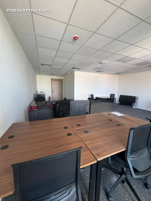 Bureau Prime 70 M² Aménagé Meublé Neuf — 3