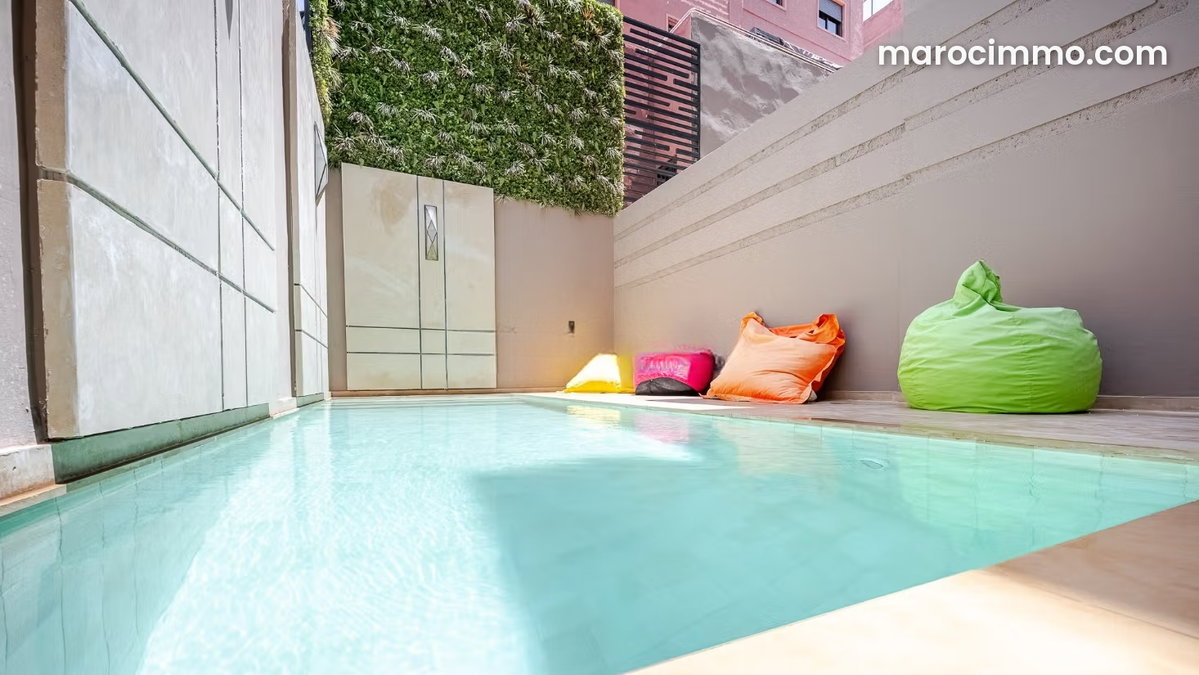 Appartement duplex piscine privée 2 ch