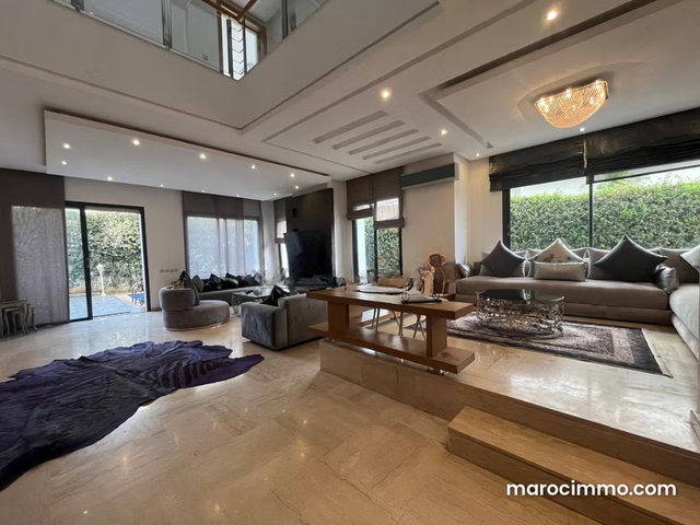 Maison de luxe à louer à Ain Diab. 3 pièces. Bien meublé — 2