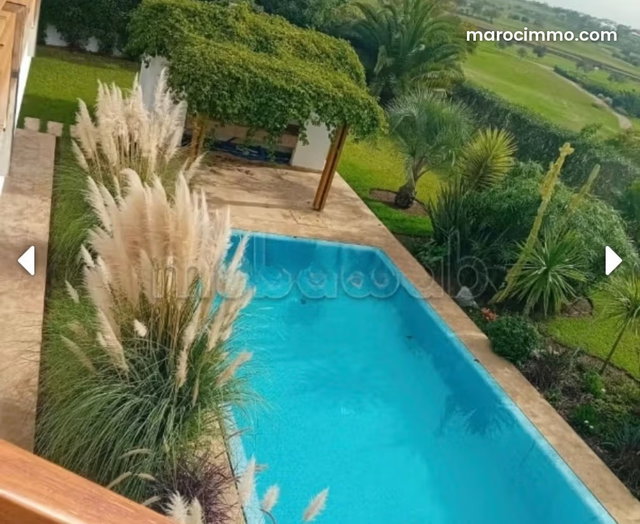 Isolated villa for rent, empty, front golf at the CGI in the green city — 4