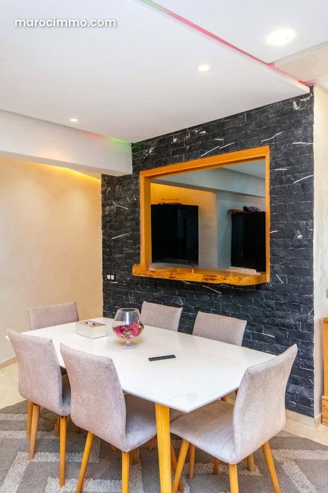 Superbe appartement à louer à Guéliz. 4 pièces confortables. Meublé — 2