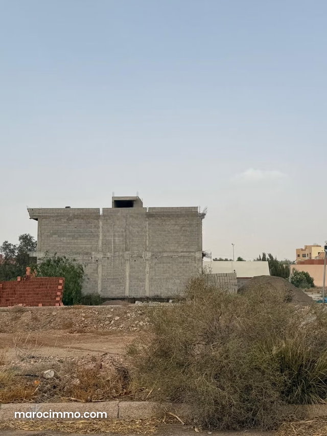 Sale of Land at Route Casablanca. Total Area 250 m² — 2