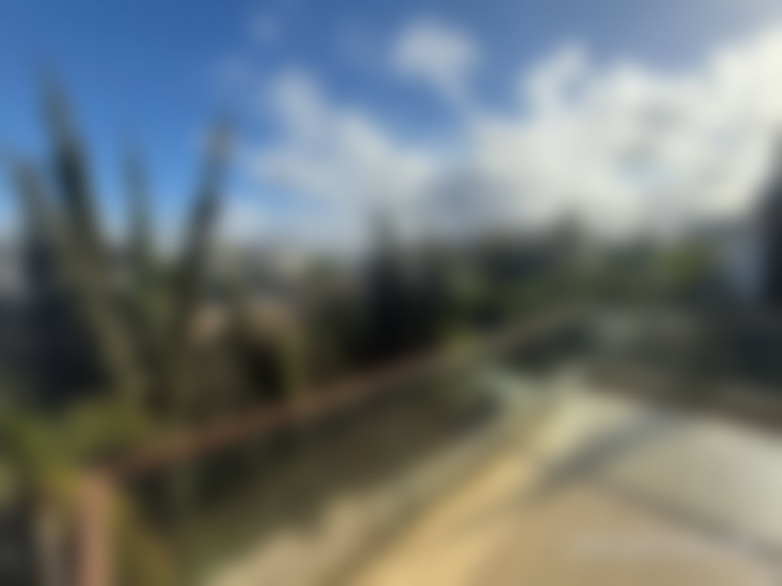 Villa contemporaine 570 m², jardin et piscine, Bouskoura centre