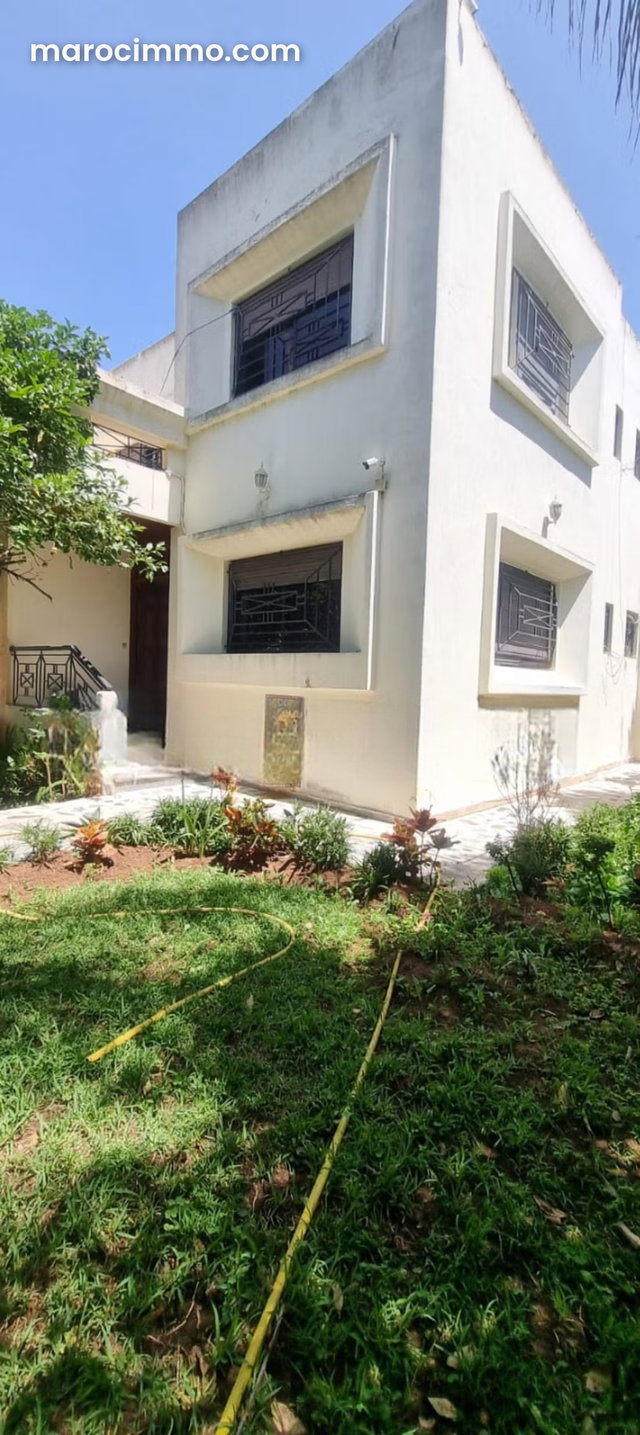 Villa à vendre Hay Riad Rabat — 3