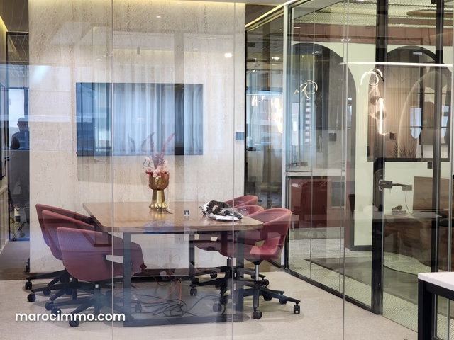 Bureau aménagé meublé, 118 m², CFC — 3