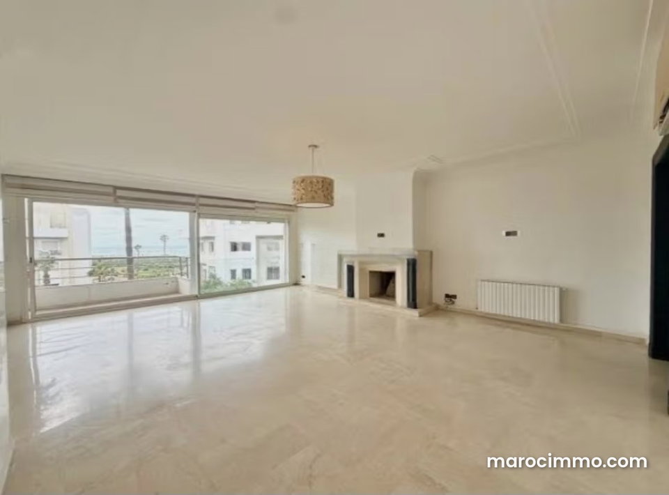 Très bel appartement vide palmier jardin