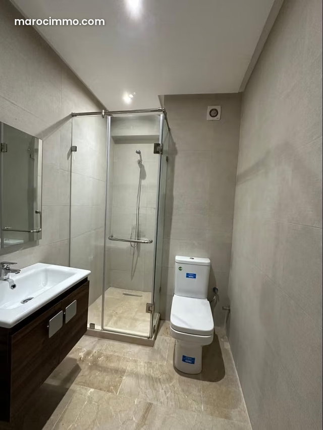 Très jolie appartement vide à Samlalia. 95 mètre — 5