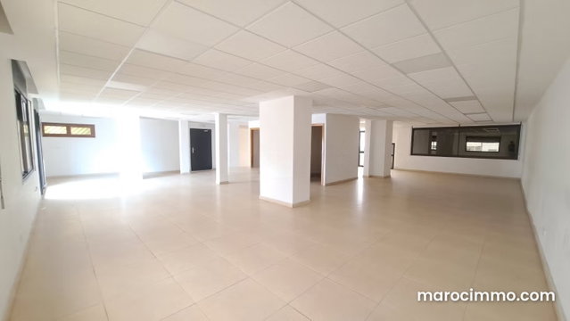 Bureaux en location à Racine. Surface de 330 m² — 3