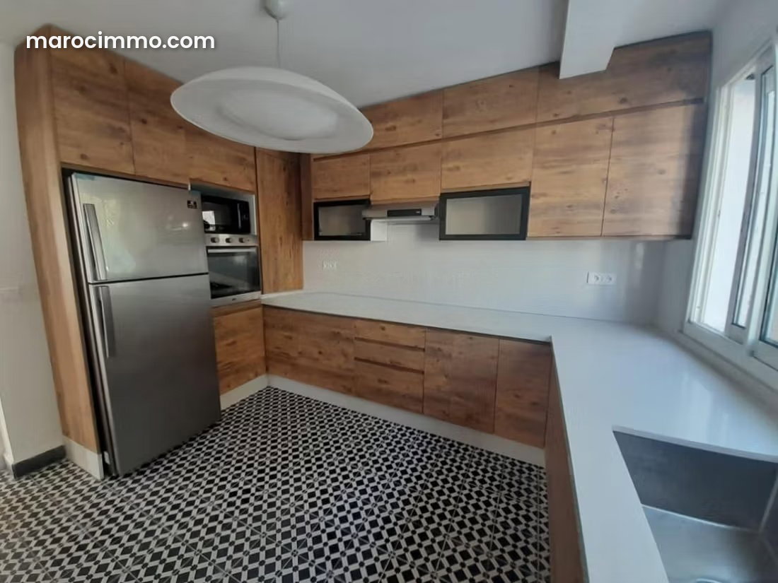 Villa 300 m² avec jardin à louer, Harhoura, Temara — Temara