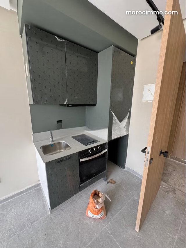Vend appartement à Oasis. Surface totale 47 m². Air conditionné et cheminée — 5